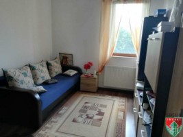 apartament-3-camere-la-casa-terasa-80-mp-curte-libera-de-186-mp-7